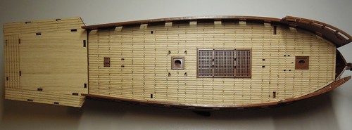 Revell English Man O'War 1:96 - laser cut wooden deck for model - Picture 2 of 12