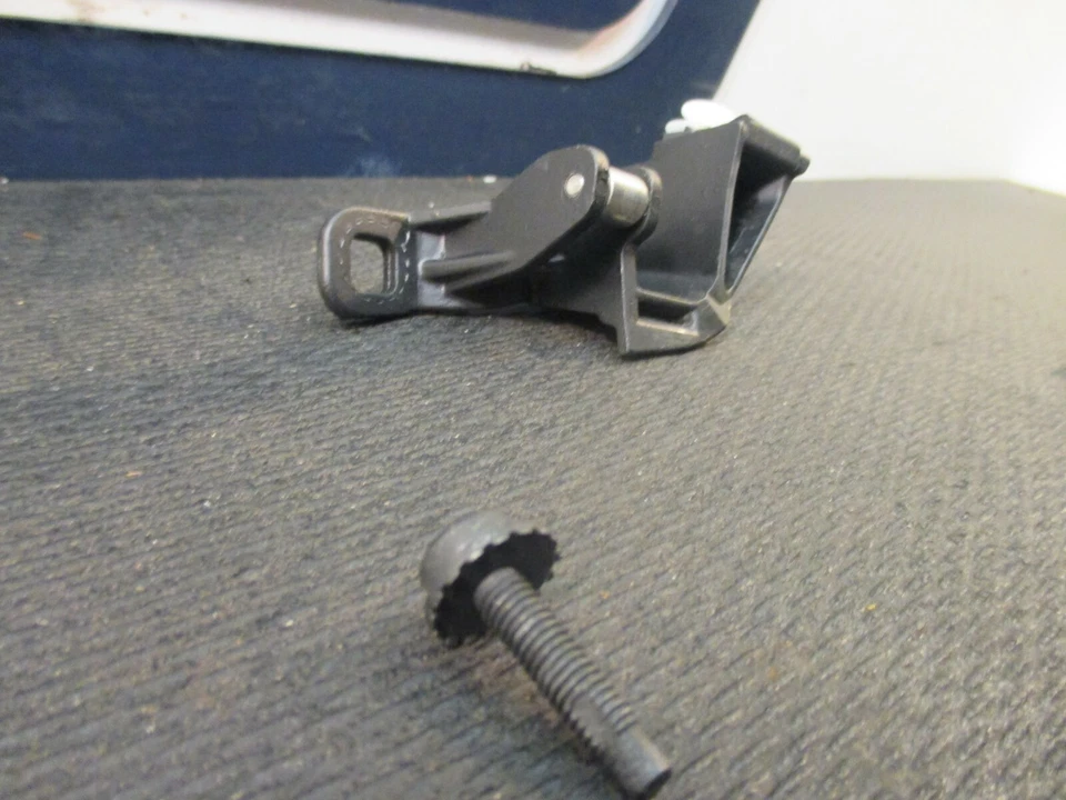 Smart Fortwo Cabrio 2008 conductor izquierdo convertible techo delantero + pernos Foto 3 de 4