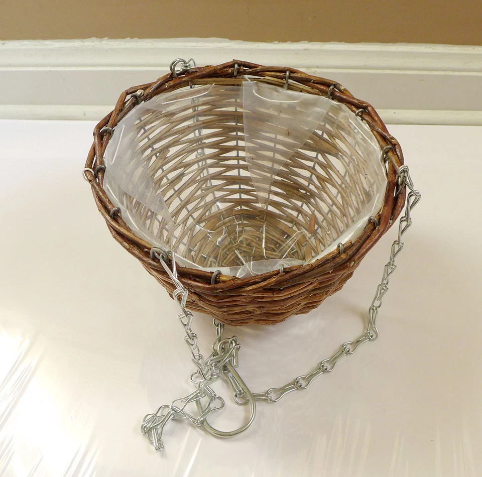 Willow Hanging Hooks Basket For Artificial or Fresh Flowers Vase - Image 2 of 4