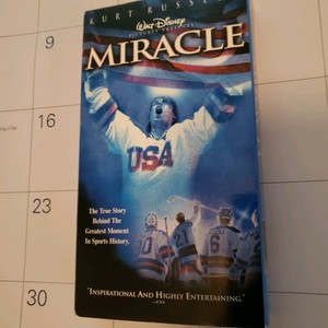 Miracle Vhs 2004 Walt Disney S Kurt Russell Noah Emmerich 786936231953 Ebay