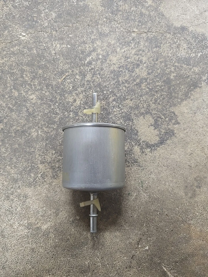 FILTRO DE COMBUSTÍVEL CHAMP G6367 Compatível com 91-97 Ford Bronco Mazda Navajo Mercury Mountaineer - Imagem 3 de 4