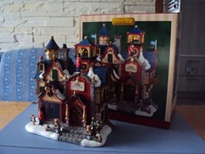 Lemax-25927, Toy Making School, Weihnachtsdorf, Lichthäuser, Santa´s Wonderland