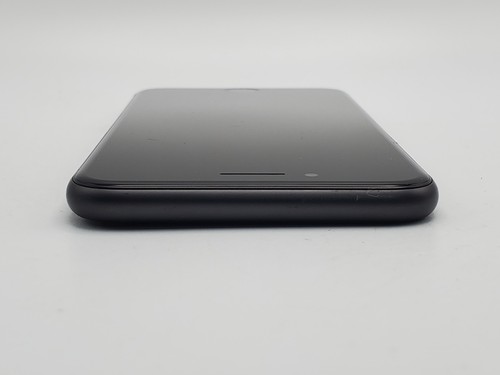 Apple iPhone 8 - A1863 - 64GB - Black - T-Mobile (0717W) - Photo 6 sur 7