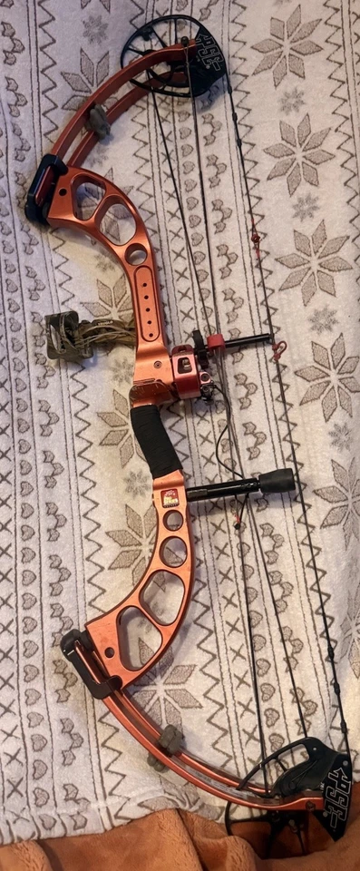 Блочный лук Pse Omen Pro 70 фунтов DW 30 DL, для правосторонней стойки (читайте описание) - Изображение 2 из 4