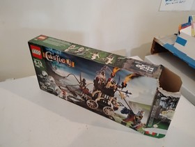 LEGO Castle: Skeletons' Prison Carriage (7092)