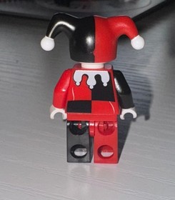 Classic Lego Harley Quinn Minifigure 7886 Great Condition 