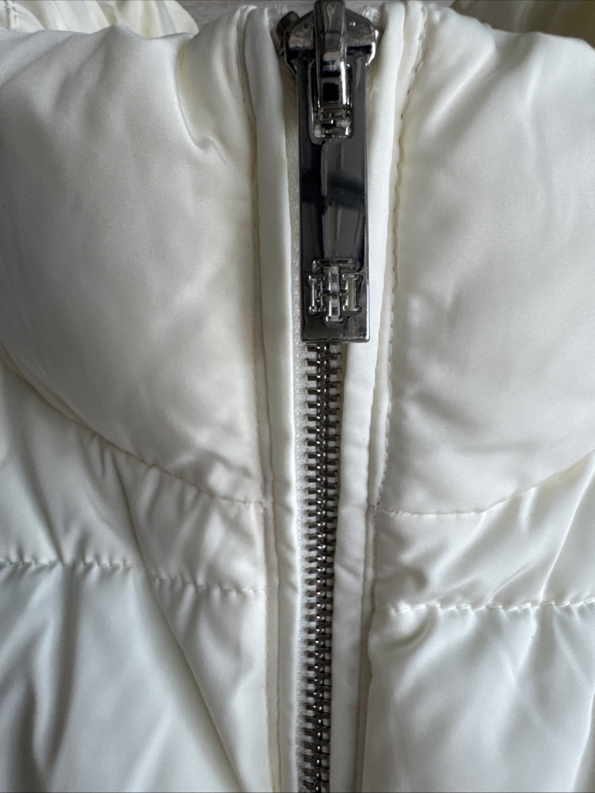 NWT Tommy Hilfiger women's Ivy Cream  Quilted puffer vest Zip Pockets size S thumbnail 5