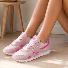 Reebok Classic Nylon Women s 6.5 Pink Chalk Suede Retro Sneakers NWT