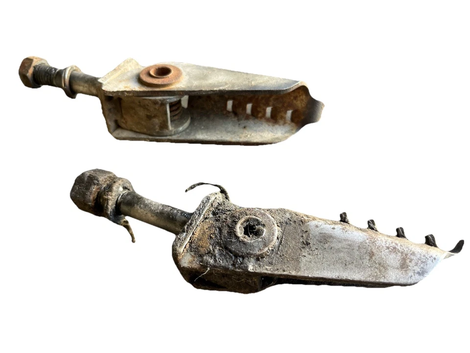 Clavijas de pie CZ Jawa 1973 modelo 988,1 Enduro MX Foto 4 de 4