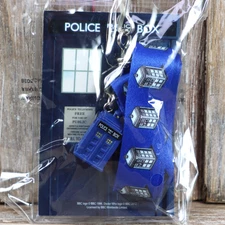 Doctor Who Repeat Lanyard With TARDIS Charm BBC Underground Toys 2012 Sealed