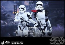 Hot Toys MMS335 Star Wars First Order Stormtrooper Officer & Stormtrooper Set