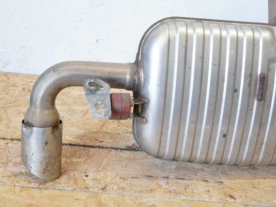 2008 - 2009 Audi Tt Quattro Coupe 3.2L Exhaust Muffler Silencer Rear 8J0253611 Foto 4 de 4