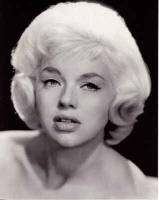 Diana Dors 8x10 photo #E4144