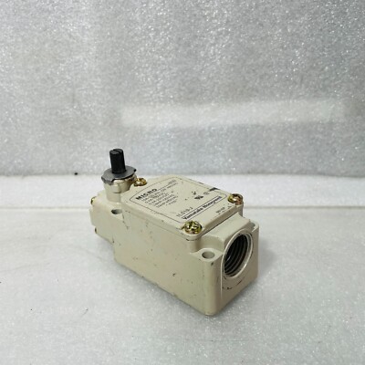 Yamatake Honeywell 1LS19-J Limit Switch 10A 480VAC