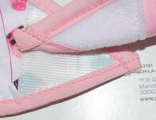 Baby Ganz BG3191 OohLaLa Bib Rosa Cupcake Designs 0 Más 100 por ciento Algodón - Imagen 3 de 6