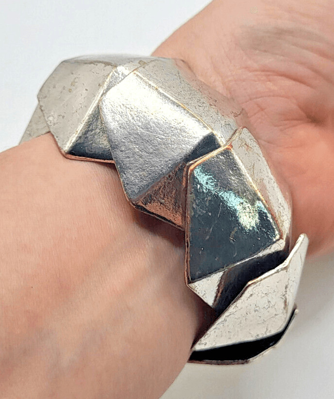 Silver tone Chunky Hexagonal Bangle Bracelet 2.5i… - image 4