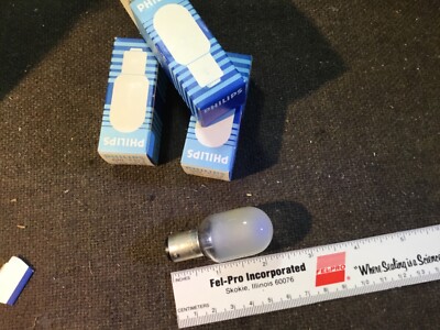 (2) Philips 7647 25-Watt Specialty Lamp Light Bulb 230/240V 25W BA15d Base 1pair