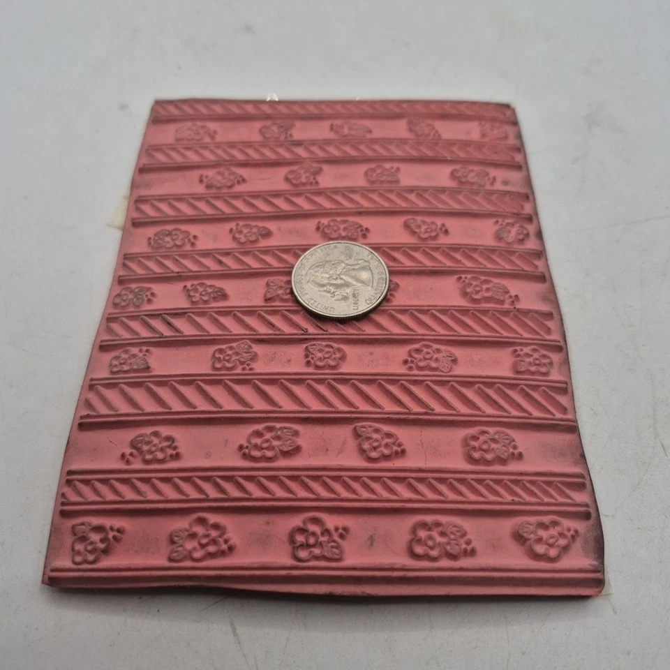 Sello de goma de The Stamp Pad Co fondo línea de tiras de flores grandes sin montar Foto 3 de 3