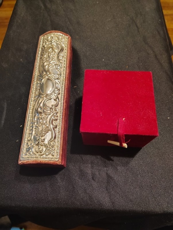 Vintage Godinger silver plated red velvet bracelet case + red velvet trinket box