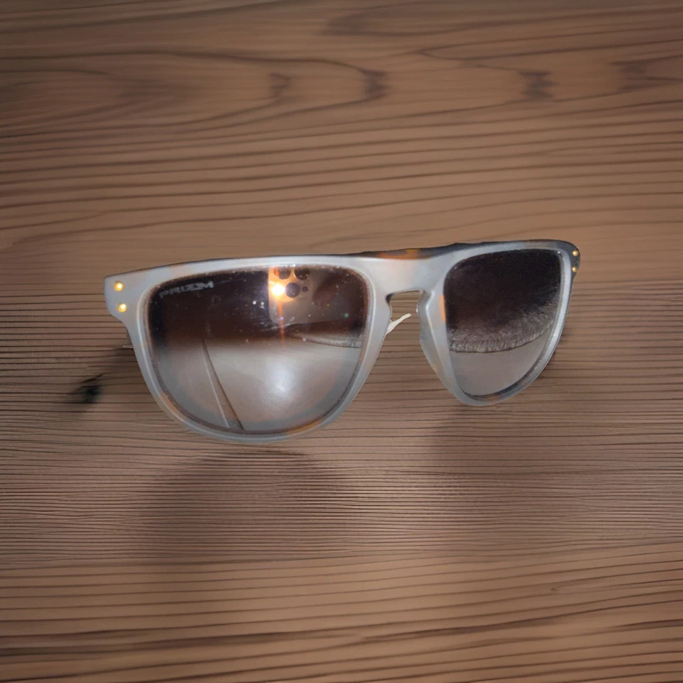 Oakley Holbrook POLARIZED Sonnenbrille Sunglasses Wood Braun Lens Neuwertig - Bild 3 von 4