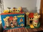 Vintage Fisher Price Little People 993 Play Family Castle Complete w/ Box 1974