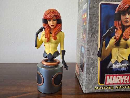 Bowen Designs Marvel Crystal Mini Bust - Picture 3 of 6