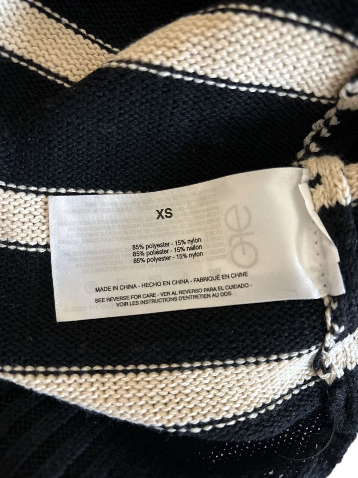 OFF WHITE Abito maglione maglia a righe Jessica Simpson bianco e nero XS lunghezza ginocchio nuovo con etichette