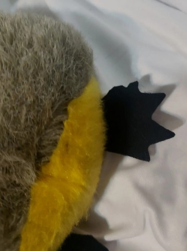 OWL FELT EYES FEET BEAK Vintage Carnival Midway Fair Prize beanie type bottom - Picture 5 of 5