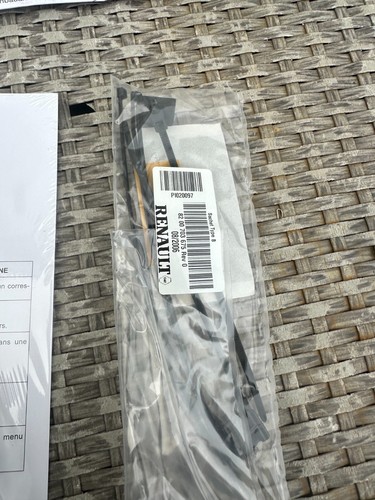 Renault Parrot Freisprecheinrichtung Set 7711419311 original neu - Bild 3 von 8