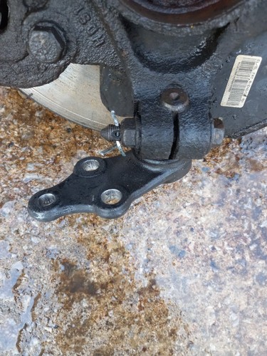 2010-2015 Kia Sportage 5 Door D4FD COMPLETE SUSPENSION LEG FRONT DRIVER SIDE - Picture 17 of 21