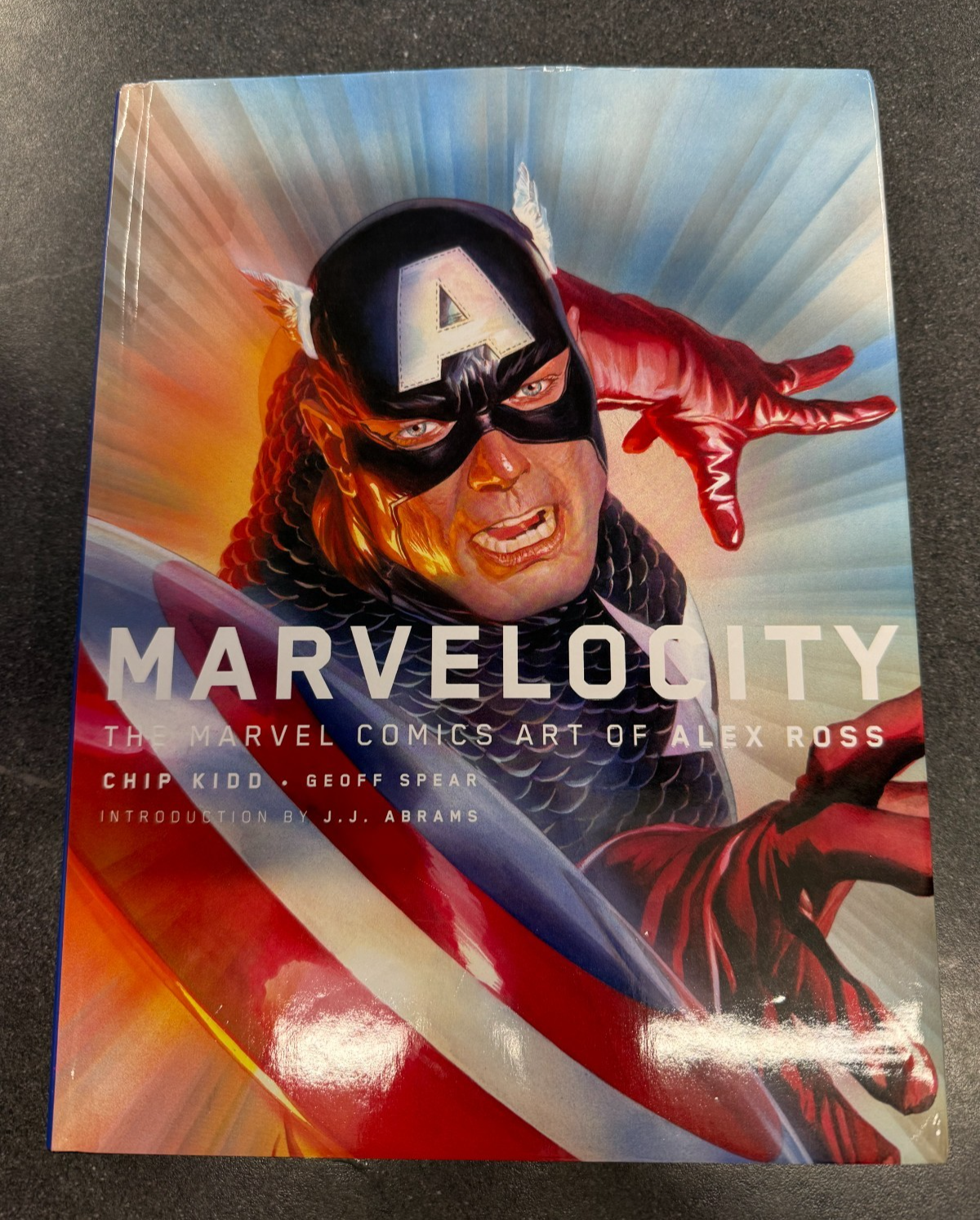 Marvelocity: The Marvel Comics Art of Alex Ross (Pantheon Graphic Library)