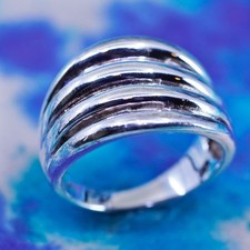 Size 7, vintage Sterling silver ribbed ring, 925 statement wavy band