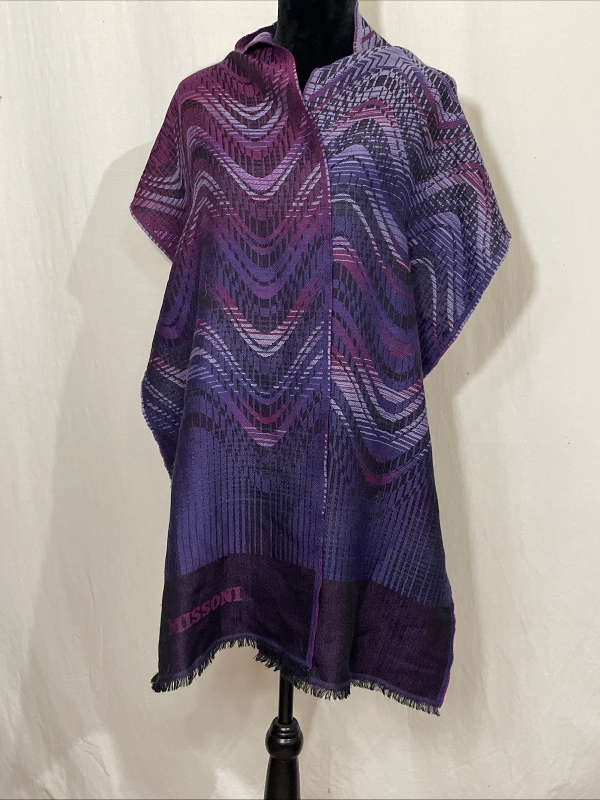 MISSONI Rectangle Scarf Zig Zag Wave Pattern Purp… - image 1