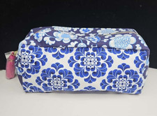 Est e Lauder Blue Floral Cosmetic Travel Zipper Pouch NEW