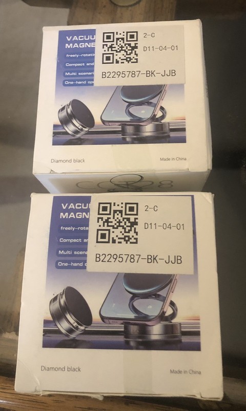 Set of 2, NIB CCT28 Vacuum Adsorption Magnetic Support Phone Holder - Black