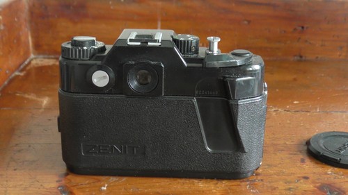 Macchina Fotografica Reflex ZENIT 122 + Obiettivo HELIOS 58mm f/2 - Foto 4 di 5
