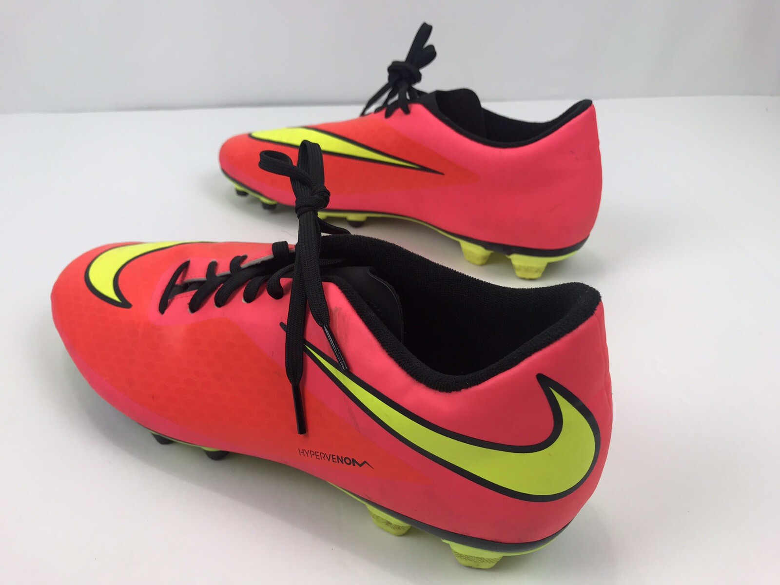 nike hypervenom neon yellow