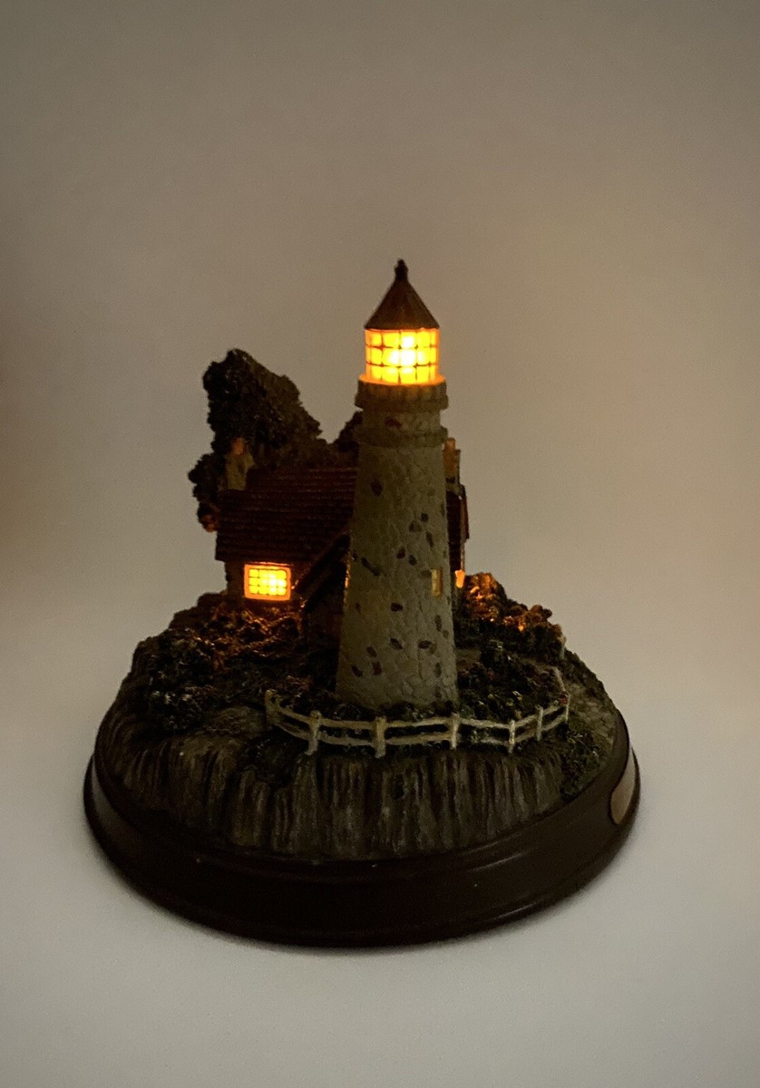 ドイツ　紙の家　光の家　Lichterhaus  Lighthouse ドイツ 紙の家 光の家 Lichterhaus Lighthouse ドイツ 紙の家 光の家