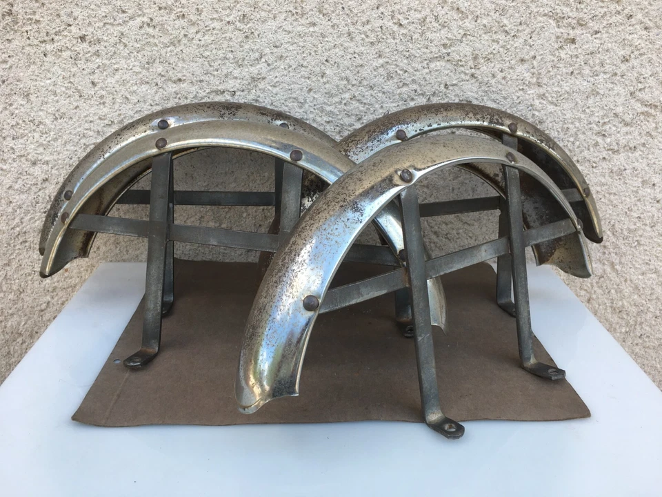 Anciens gardes boue pour roues de poussettes / Landaus / Années ? / Accessoires - Photo 3/4