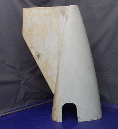 RARE NEW SURPLUS CESSNA 310 AIRCRAFT / AIRPLANE TAIL FIBERGLASS TAIL CONE