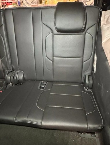 18 GMCYUKON Leather Black Rear LH RH Third Row Power Folding Bench Seat Assembly - Picture 4 of 4