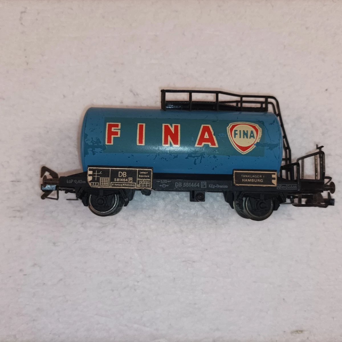 Lot de 4 wagons citerne Fleischmann HO anciens - Modélisme