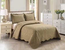 Home Collection 3pc Full/Queen Over Size Elegant Embossed Bedspread Set Light...