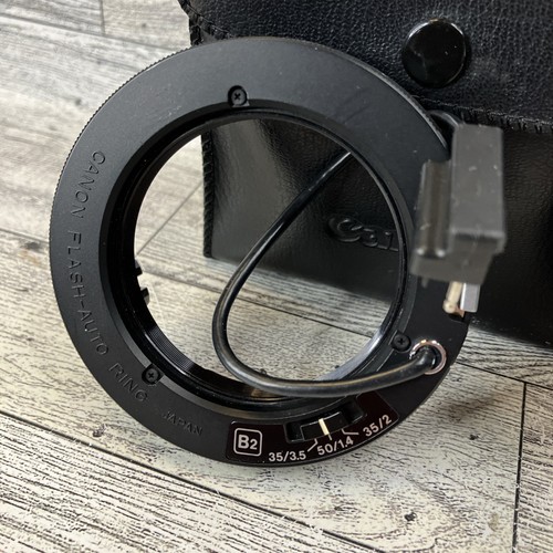 Flash Canon Speedlite 133D per fotocamera Canon vintage made in japan + custodia - Foto 3 di 7