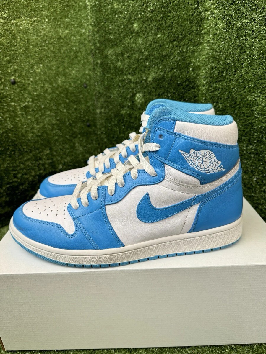 Nike Air Jordan 1 Retro High OG UNC '15 Size 9.5 555088-117 OG