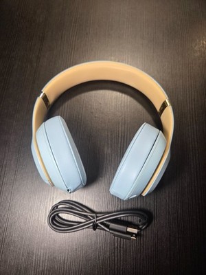 Noise Cancelling Headphones Crystal Blue Beats Headphones Beats By