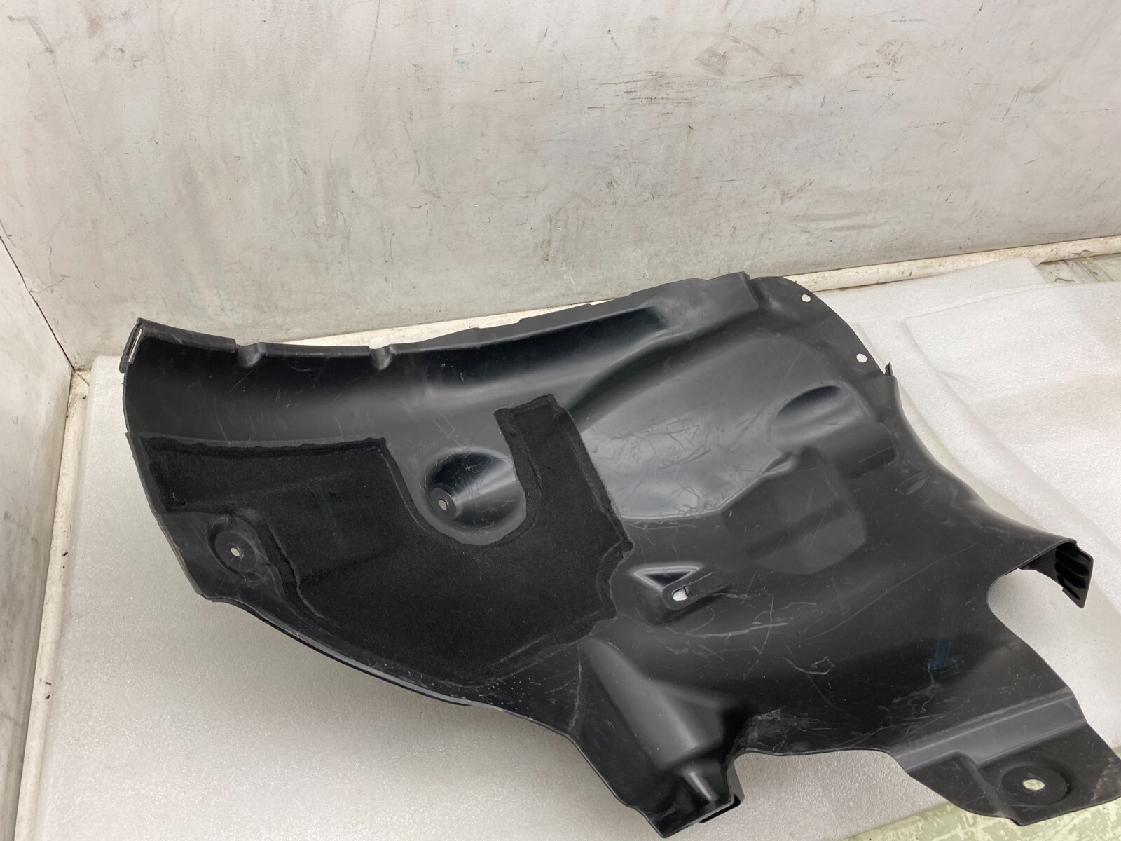 2020 2021 2022 2023 Tesla Model Y Front Left Wheel Fender Liner Splash Guard OEM