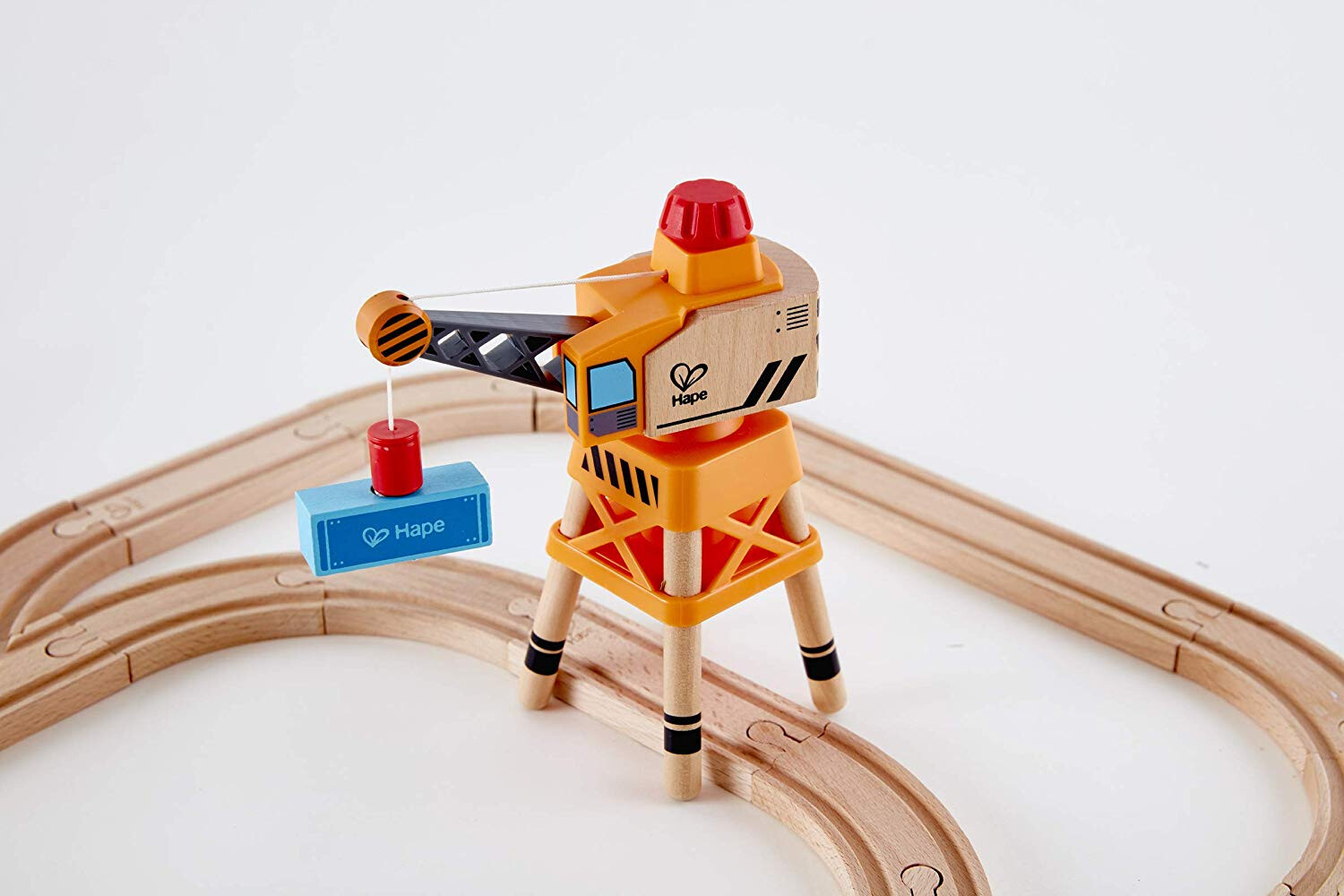 hape crossing and crane set