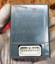 92-95 Toyota 4Runner 85980-35030 Door Lock Control Relay Module COMPUTER POWER