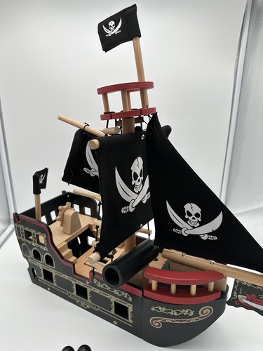 Le Toy Van Barbarossa Pirate Ship Set Premium Wooden Toys for Kids Ages 3 yea... - Picture 8 of 13